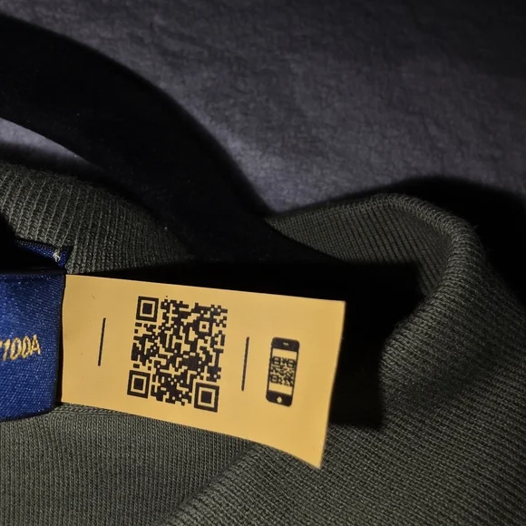 Polo Ralph LaurenMen's Classic Fit Soft Cotton Polo Shirt - Picture 4 of 4